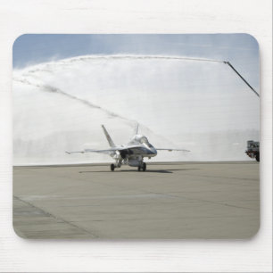 Ein Flugzeug F-18 Mousepad