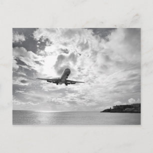 Ein Flugzeug landet in Princess Postkarte
