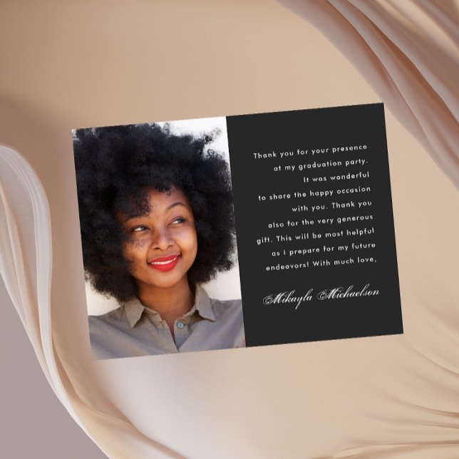 Ein Foto Abschluss Danke, Charcoal Gray Postkarte (Von Creator hochgeladen)