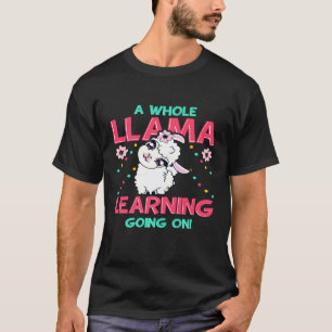 Ein ganzes Llama-Lernen im Gange Süßer Schüler unt T-Shirt