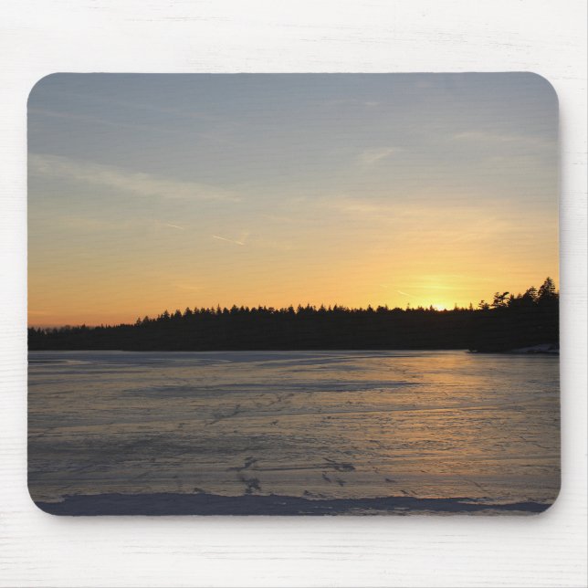 Ein gefrorener Sonnenuntergang Mousepad (Vorne)