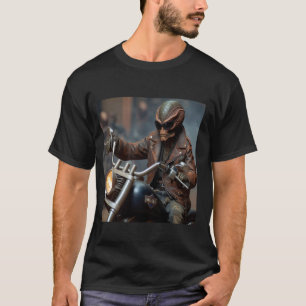 Ein gemeines, freakendes Alien-Monster, das einen T-Shirt