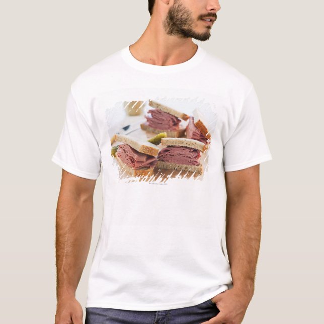 Ein geschmackvolles Sandwich T-Shirt (Vorderseite)