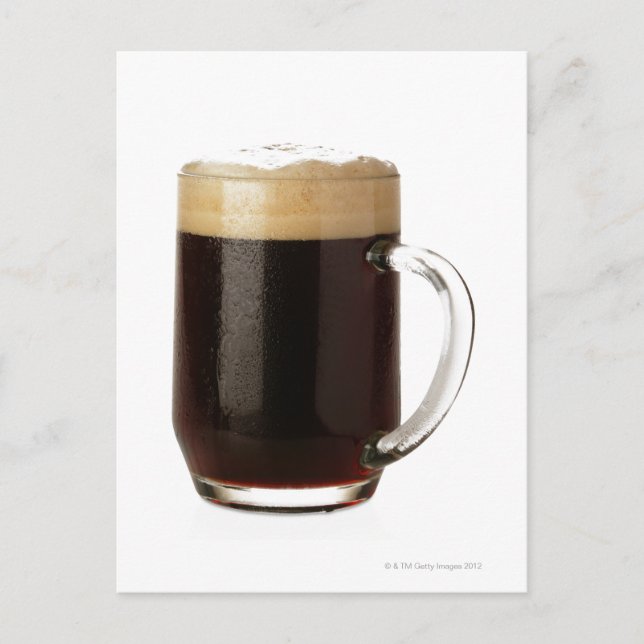 Ein Glas dunkles Bier Postkarte (Vorderseite)