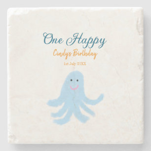 Ein glücklicher blauer Oktopus unter dem Meeresgeb Steinuntersetzer