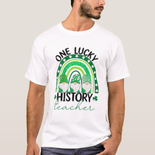 Ein glücklicher Geschichtslehrer Gnome St. Patrick T-Shirt