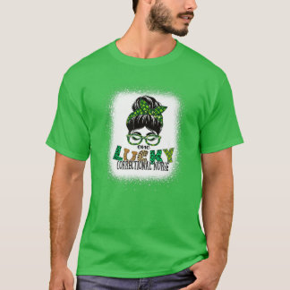 Ein glücklicher korrigierter Krankenschwester brac T-Shirt