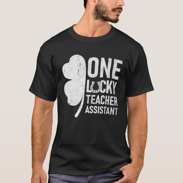 Ein glücklicher Lehrer Assistentin passt zu St Pat T-Shirt (Vorderseite)