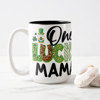 Ein Glücksmama St. Patrick's Day Kleeblatt Gnom Tr Zweifarbige Tasse