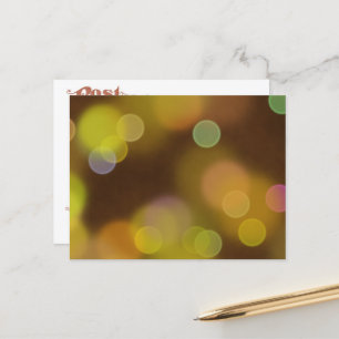 Ein goldenes Weihnachtsmuster auf rehbraun Postkarte