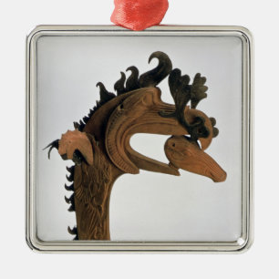 Ein Greif, der ein Rotwild in seinem Schnabel häl Silbernes Ornament
