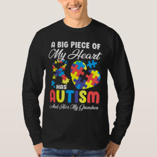Ein großes Stück meines Herzens hat ein Autismus-B T-Shirt