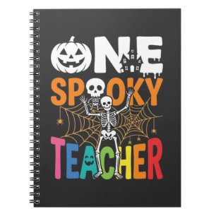 Ein gruseliger Halloween-Lehrer-Design_1 Notizblock