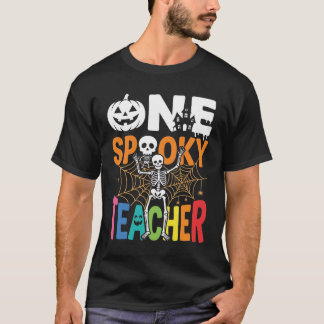 Ein gruseliger Halloween-Lehrer-Design_1 T-Shirt