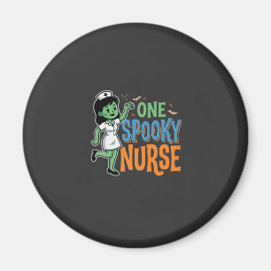 Ein gruseliger Krankenpfleger Halloween-Design Magnet