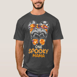 Ein gruseliger Mama-Messy-Bun-Halloween T-Shirt