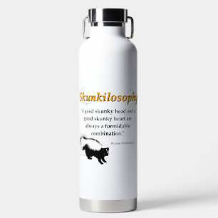 Ein guter, schweißiger Kopf und ein gutes, schweiß Trinkflasche