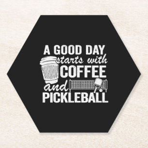 Ein guter Tag beginnt mit Kaffee und Pickleball Untersetzer