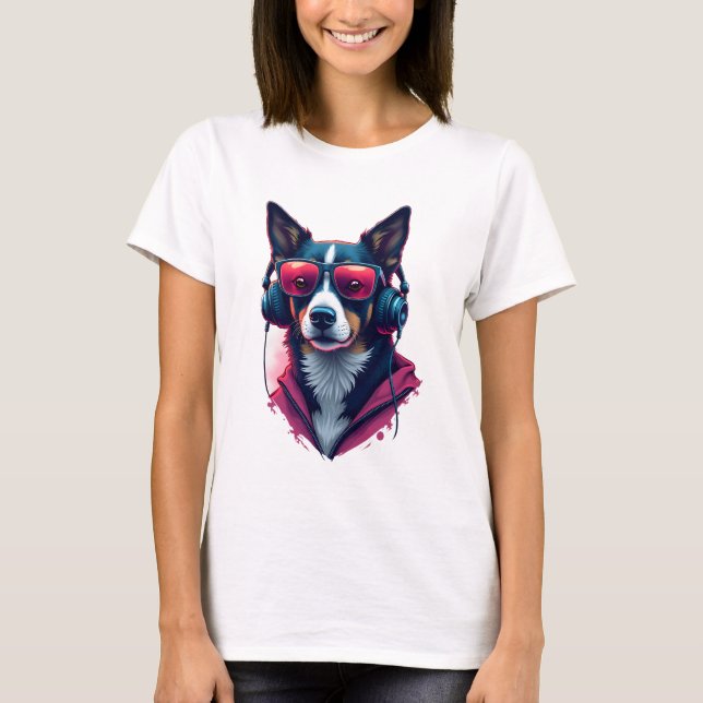 Ein Habu-Hund mit Sonnenbrille und Kopfhörern T-Shirt (Vorderseite)
