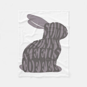 Ein Hase braucht Kaffee Ostern Hase Kaffee Liebhab Fleecedecke