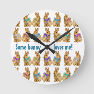 Ein Hase liebt mich! Runde Wanduhr
