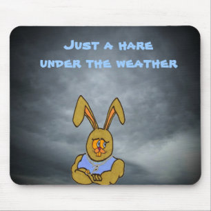 Ein Hase unter dem Wetter Mousepad