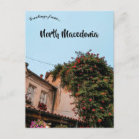 Ein Haus und Blumen in Nordmazedonien