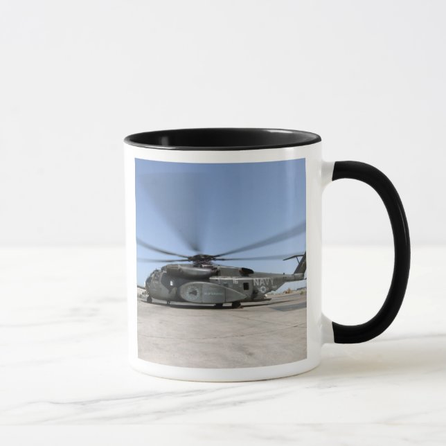 Ein Helikopter für den Drachenflieger MH-53E Tasse (Rechts)
