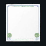 Ein Hinweis aus | Chic Blue Griry Key Boxwood Topi Notizblock<br><div class="desc">Eleganter griechischer Eckrand mit Boxholz-Oberteil in einem Ingwer-Weide. Sie können die Farbe des Randes ändern (derzeit ein Mittelblau),  indem Sie die Hintergrundfarbe der Seite ändern (um dies zu tun,  "klicken Sie,  um weiter zu personalisieren" unter dem Sie Ihren Text eingeben).</div>
