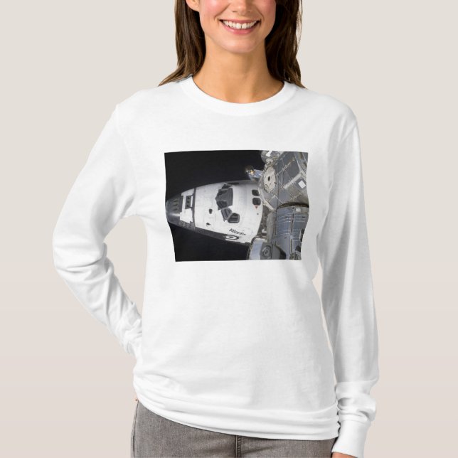 Ein hochwinkeliger Blick auf die Crew T-Shirt (Vorderseite)