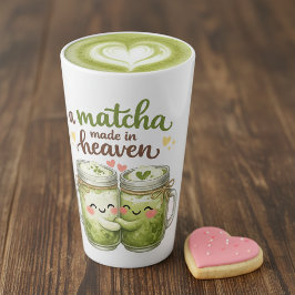 Ein in Himmel gemachtes Matcha Süßer lustiger Pun Milchtasse