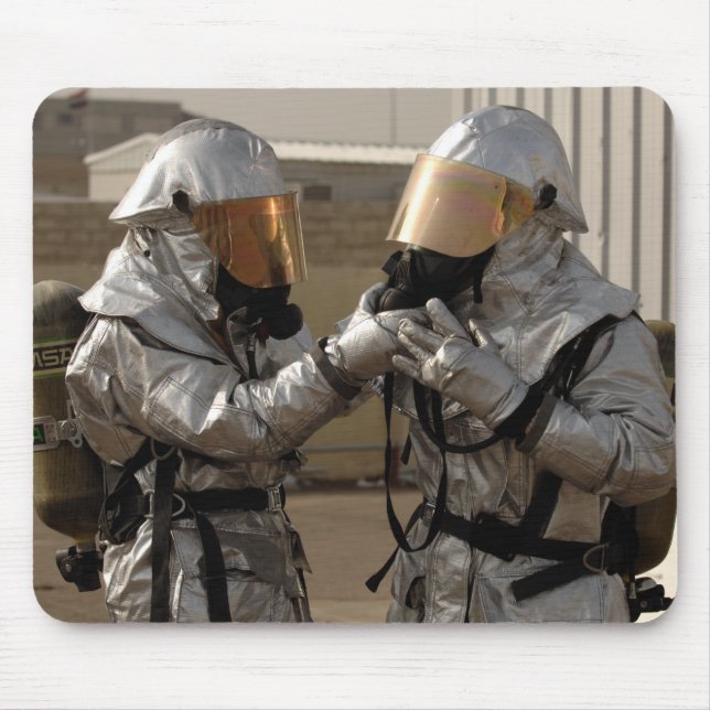 Ein irakischer Feuerwehrmann Mousepad (Vorne)