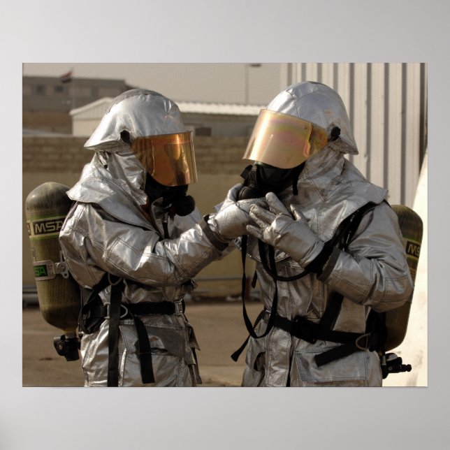 Ein irakischer Feuerwehrmann Poster (Vorne)