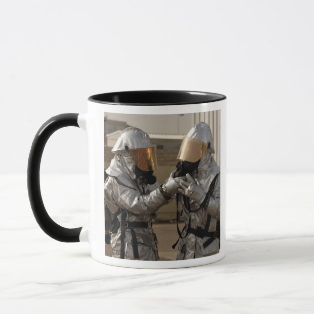 Ein irakischer Feuerwehrmann Tasse (Links)