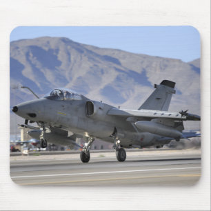 Ein italienischer Kämpfer der Luftwaffe AMX Mousepad