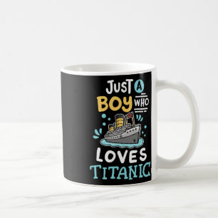 Ein Junge, der die RMS Titanic liebt Lustiges Kreu Kaffeetasse