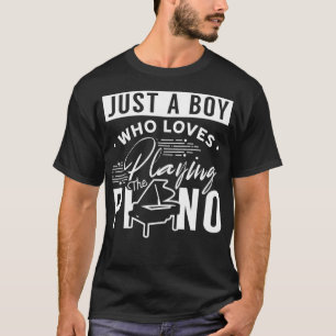 Ein Junge, der Klavier spielt (2)  T-Shirt