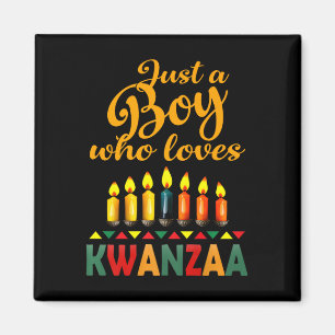 Ein Junge, der Kwanzaa Kinara Afrikanischer Stolz Magnet