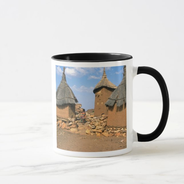 Ein Kind, das durch den oberen Idjeli läuft Tasse (Rechts)