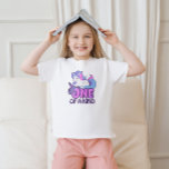 Ein Kind von Kawaii Kids Unicorn T-Shirt<br><div class="desc">Dieses einzigartige Hemd ist ein bezauberndes Kinderkleid,  das jedem Kindergarten die perfekte Touch des Zaubers des Shirts verleiht! Dieses einzigartige Tee ist ein tolles Geschenk für jeden Anlass!</div>