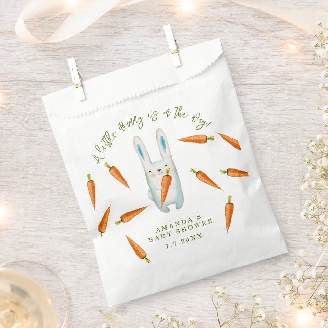 Ein kleiner Bunny ist unterwegs! Babyparty Geschenktütchen (Ausgeschnitten)