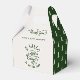 Ein kleiner Camper-Minimalist mit Baby-Showroom in Geschenkschachtel