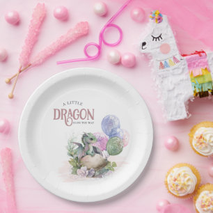 Ein kleiner Drache ist auf der Way Girl Baby Dusch Pappteller