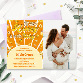 Ein kleiner Honig ist auf dem Weg zum Baby Dusche  Einladung