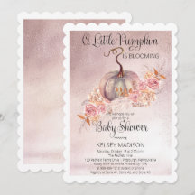 Ein kleiner Kürbis blüht die rosa Babydusche