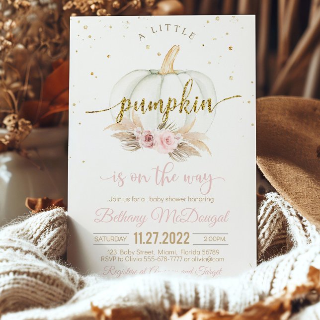 Ein kleiner Kürbis ist auf dem Weg Babydusche Einladung (Autumn baby shower invitation with pumpkin design)