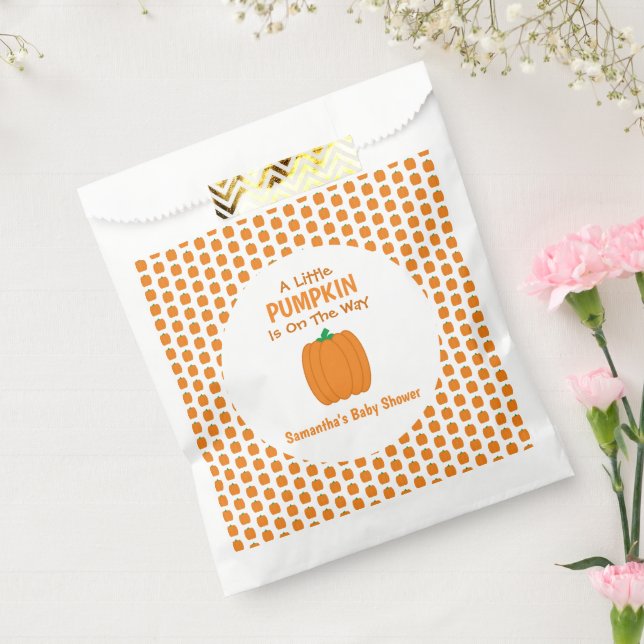 Ein kleiner Kürbis ist unterwegs Geschenktütchen (Versiegelt)