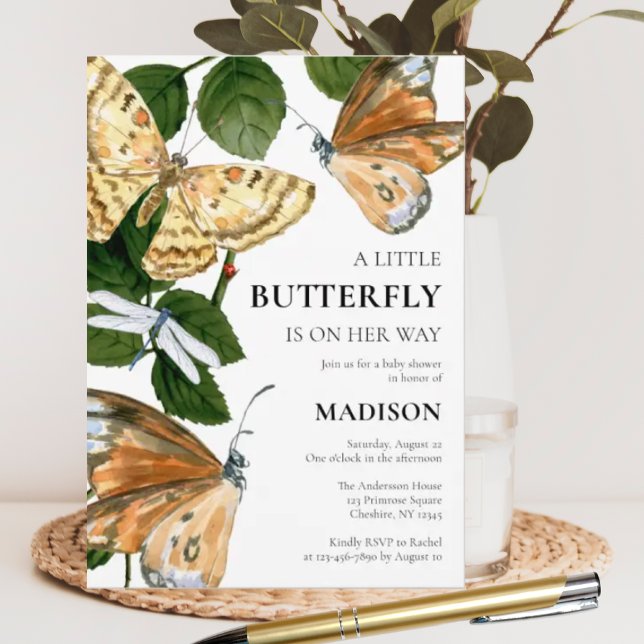 Ein kleiner Schmetterling ist auf dem Weg zur Baby Einladung (Von Creator hochgeladen)