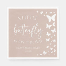 Ein kleiner Schmetterling ist auf dem Weg zur Baby