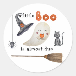 Ein kleines Boo ist fast schon wegen Babydusche Runder Aufkleber